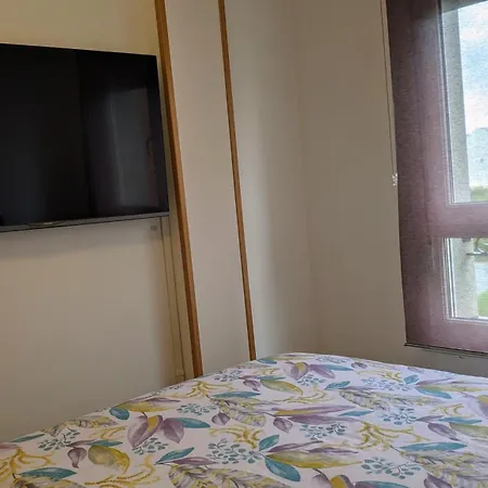 Fozlidays! Apartamento, Parking & Relax Exterior photo